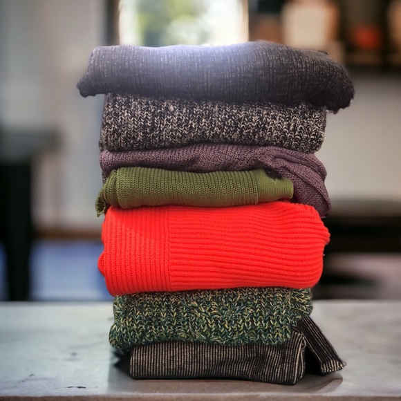 BOOKMARK MY CLOSET FOR LIVE OR SILENT POP UP SHOWS - Picture 3 of 8